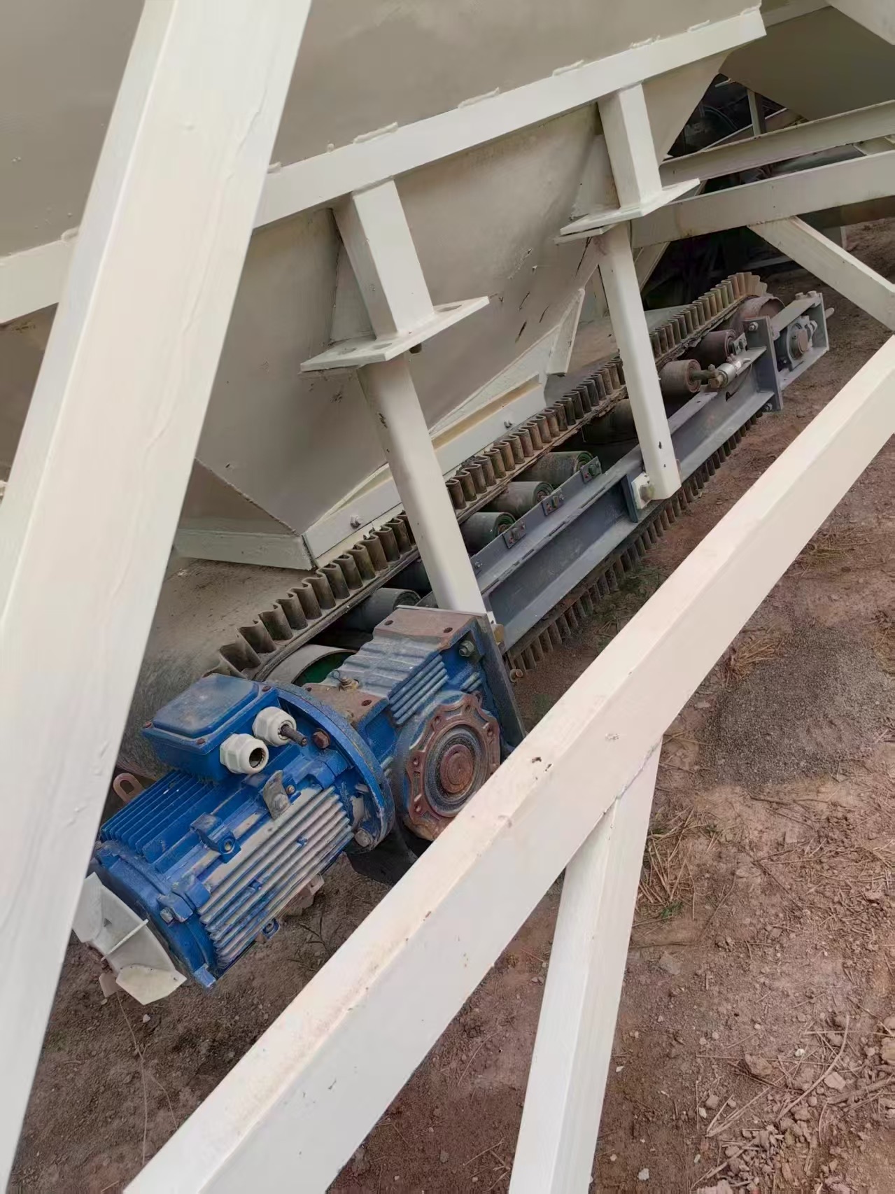 Actual feeder drive of used 2020 XCMG 800 plant